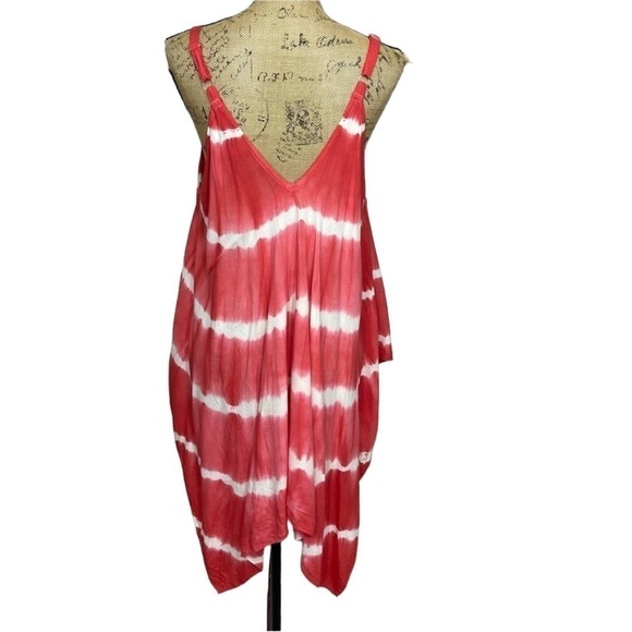 BOUTIQUE Tie Dye Hot Pink Boho Asymmetrical Tunic - Picture 7 of 8
